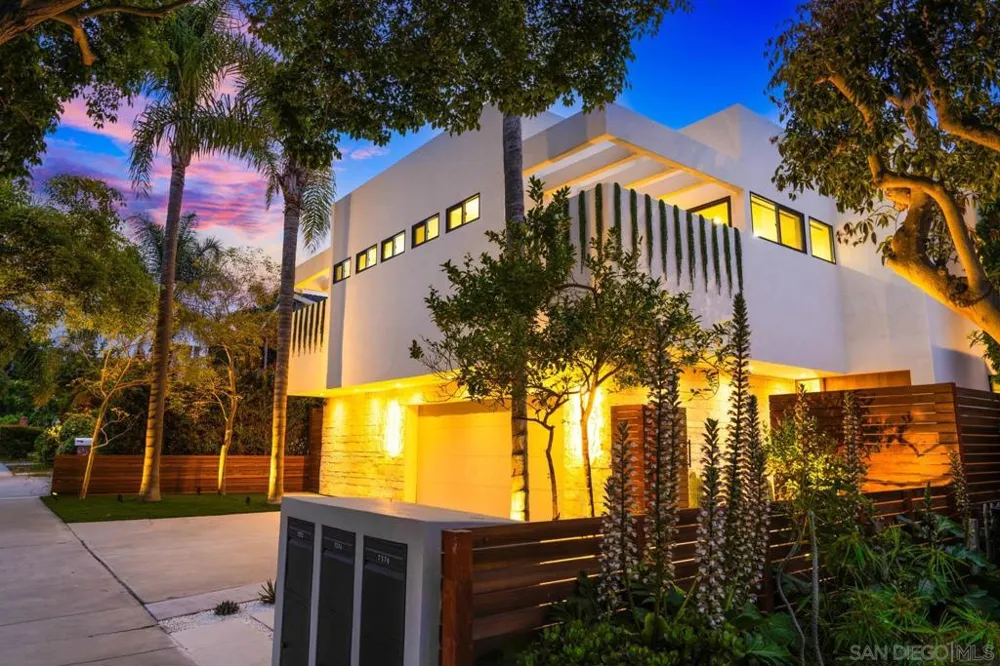 7376 Fay Ave La Jolla, CA 92037