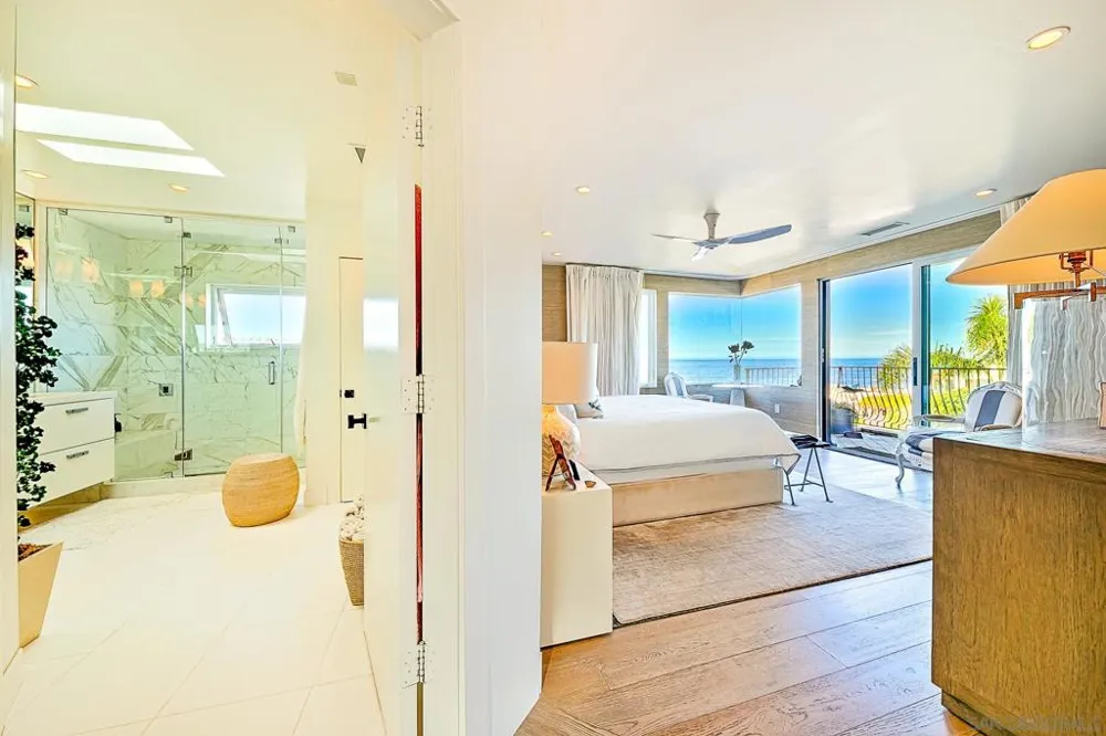 231 Bonair La Jolla, CA 92037