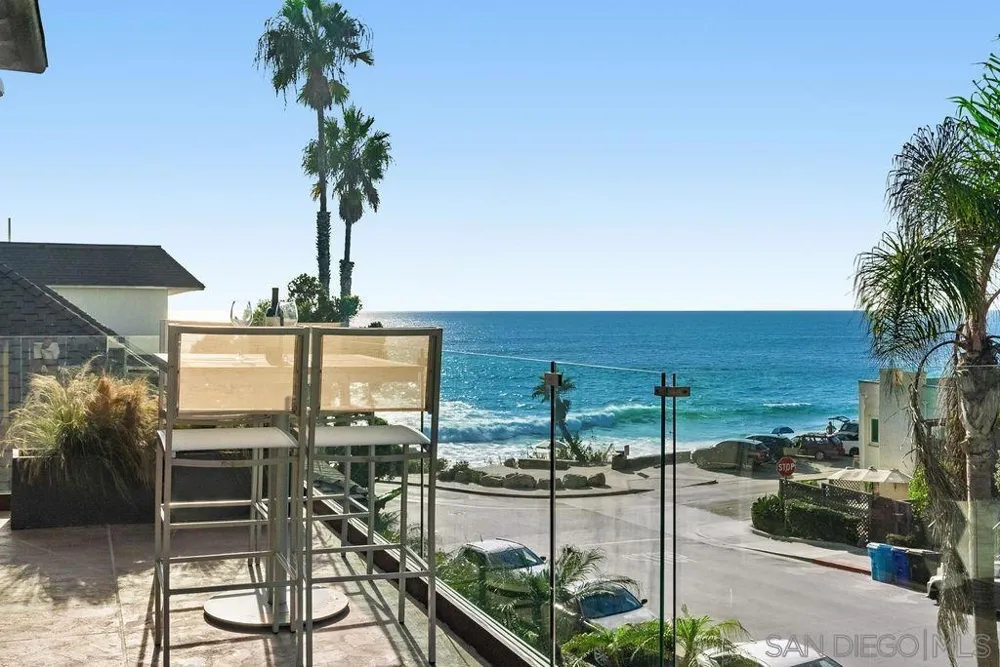 231 Bonair La Jolla, CA 92037