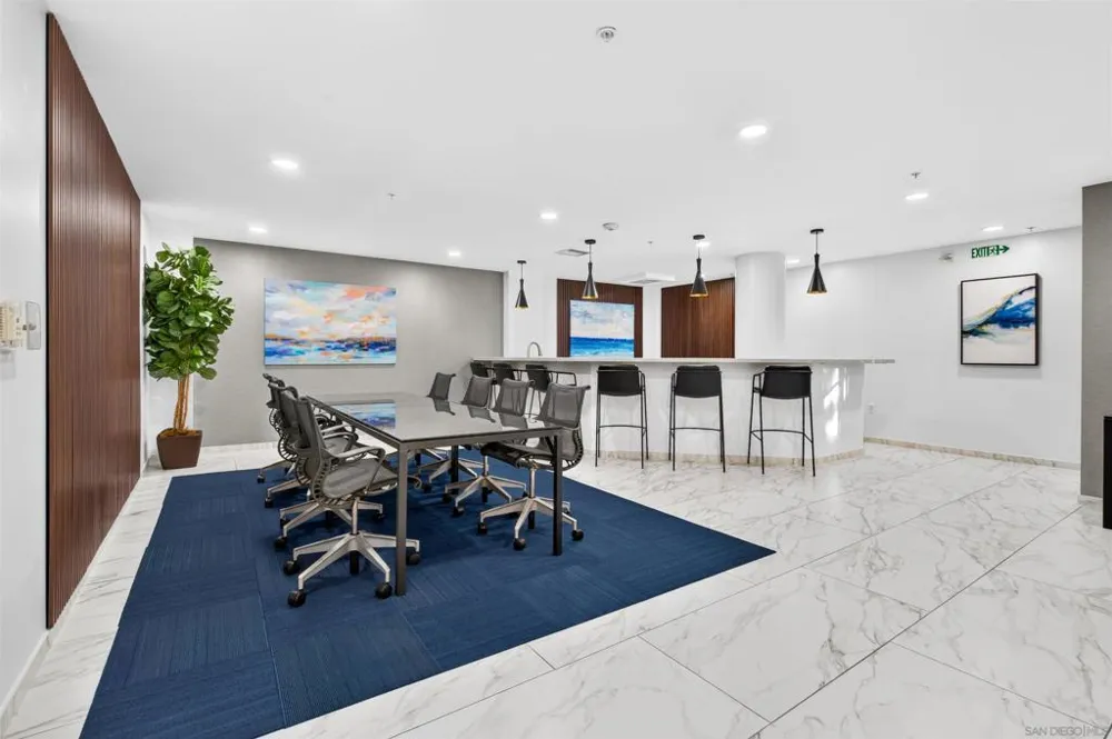 475 Redwood Street #801 San Diego, CA 92103