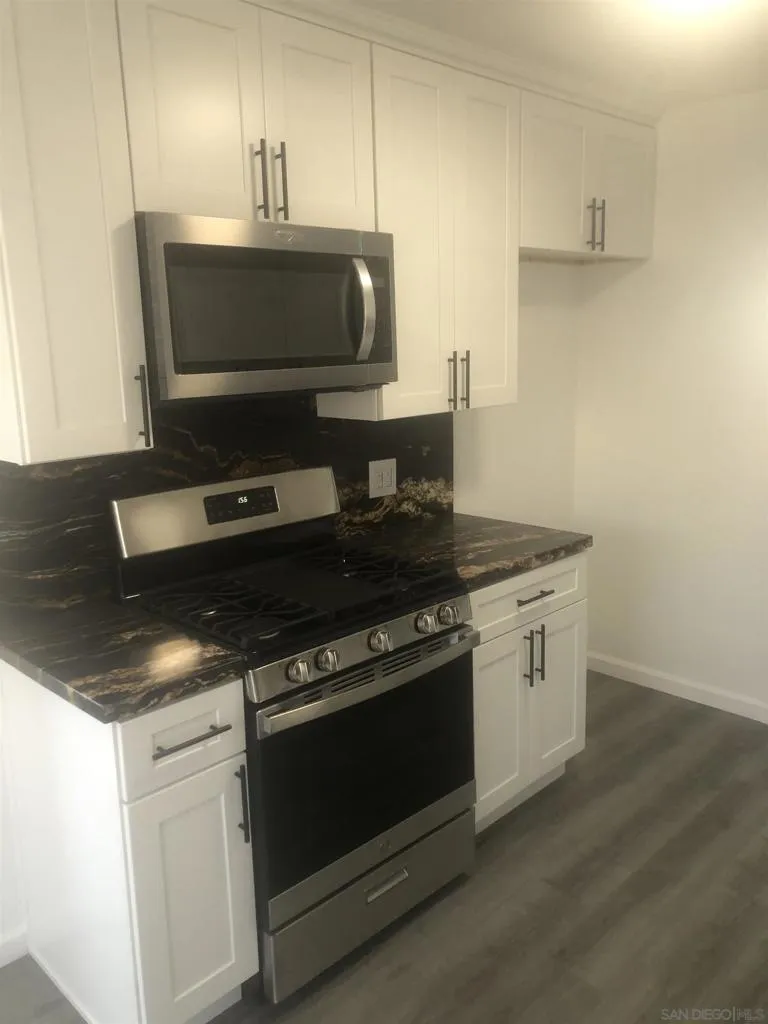 9120 Birch Spring Valley, CA 91977