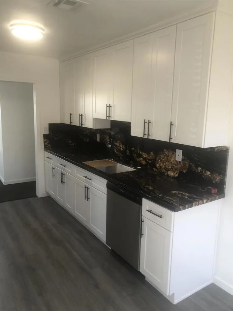 9120 Birch Spring Valley, CA 91977