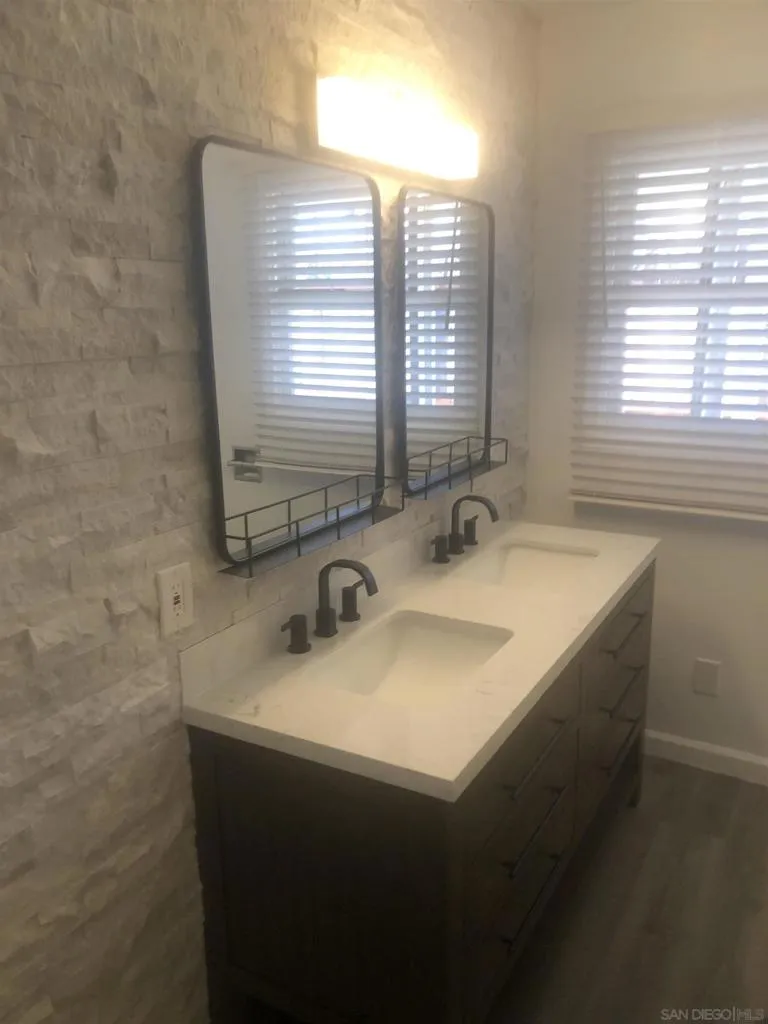 9120 Birch Spring Valley, CA 91977
