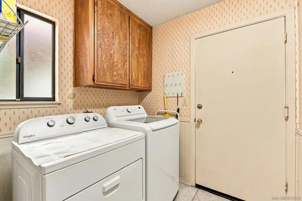 30136 Rolling Hills Valley Center, CA 92082