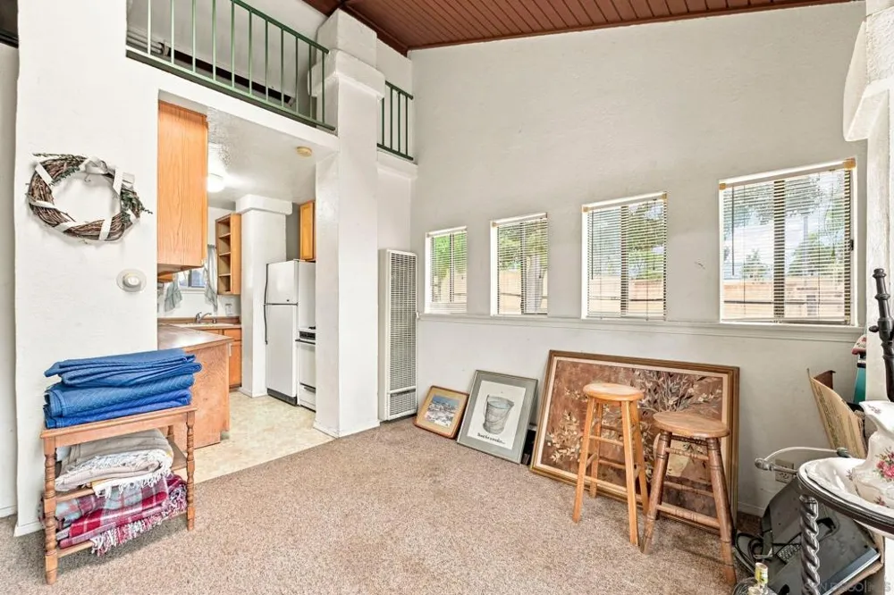 30136 Rolling Hills Valley Center, CA 92082