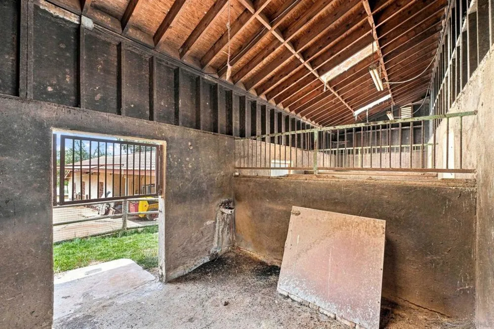 30136 Rolling Hills Valley Center, CA 92082