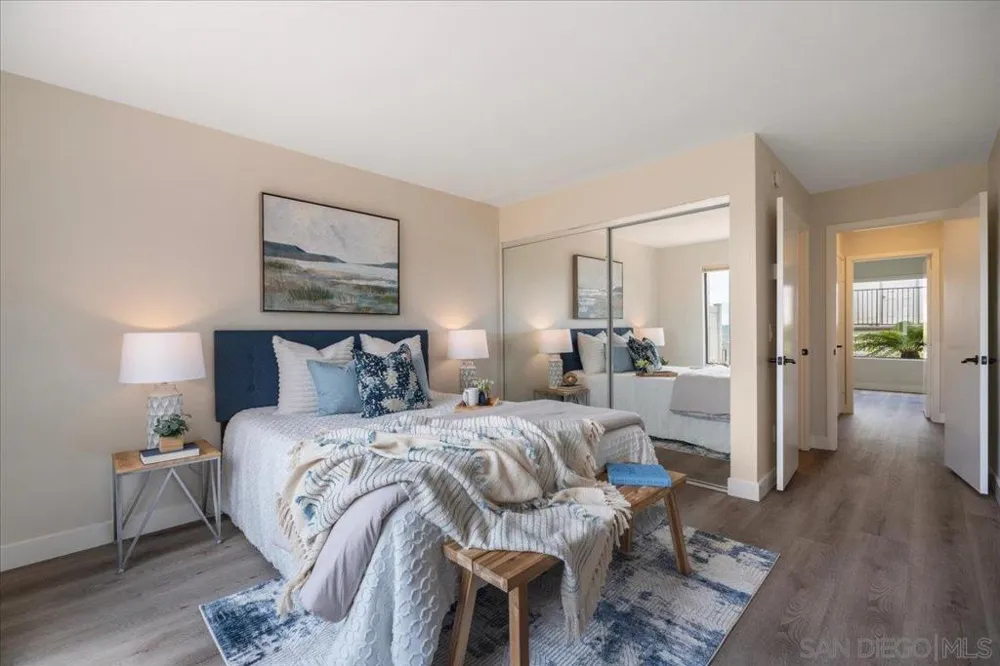 245 Fairlee Encinitas, CA 92024