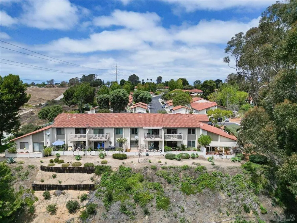245 Fairlee Encinitas, CA 92024