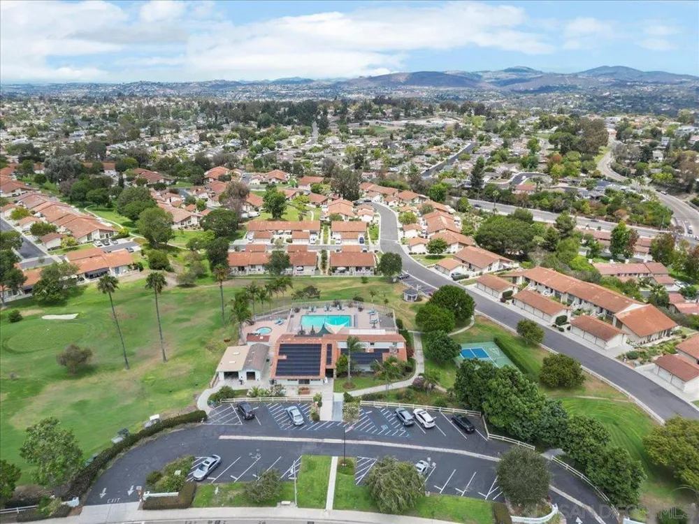 245 Fairlee Encinitas, CA 92024