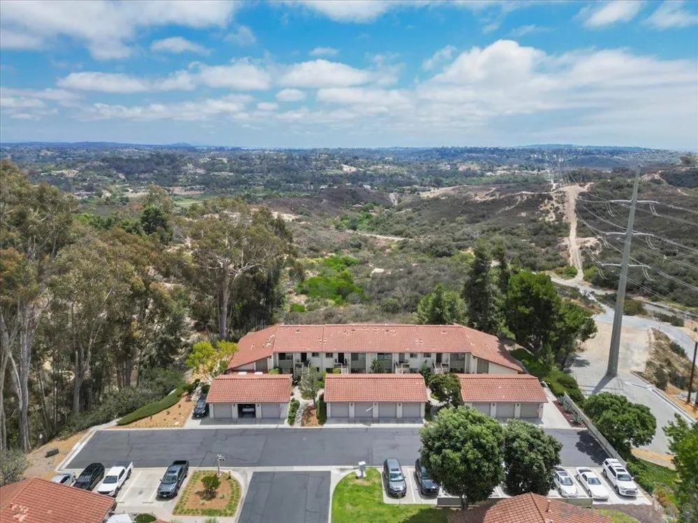 245 Fairlee Encinitas, CA 92024