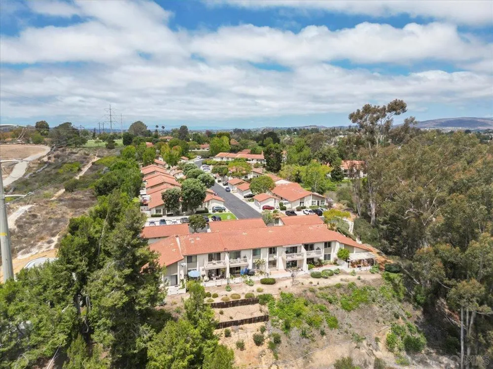245 Fairlee Encinitas, CA 92024