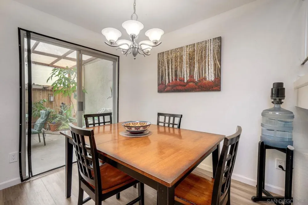 10029 Santana Ranch Lane Santee, CA 92071