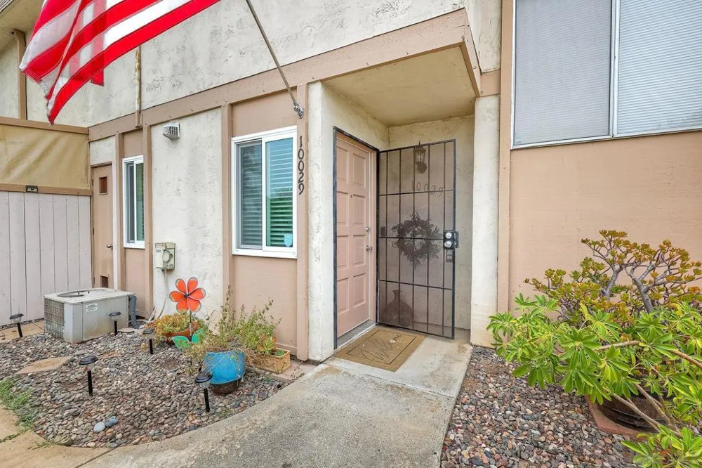 10029 Santana Ranch Lane Santee, CA 92071