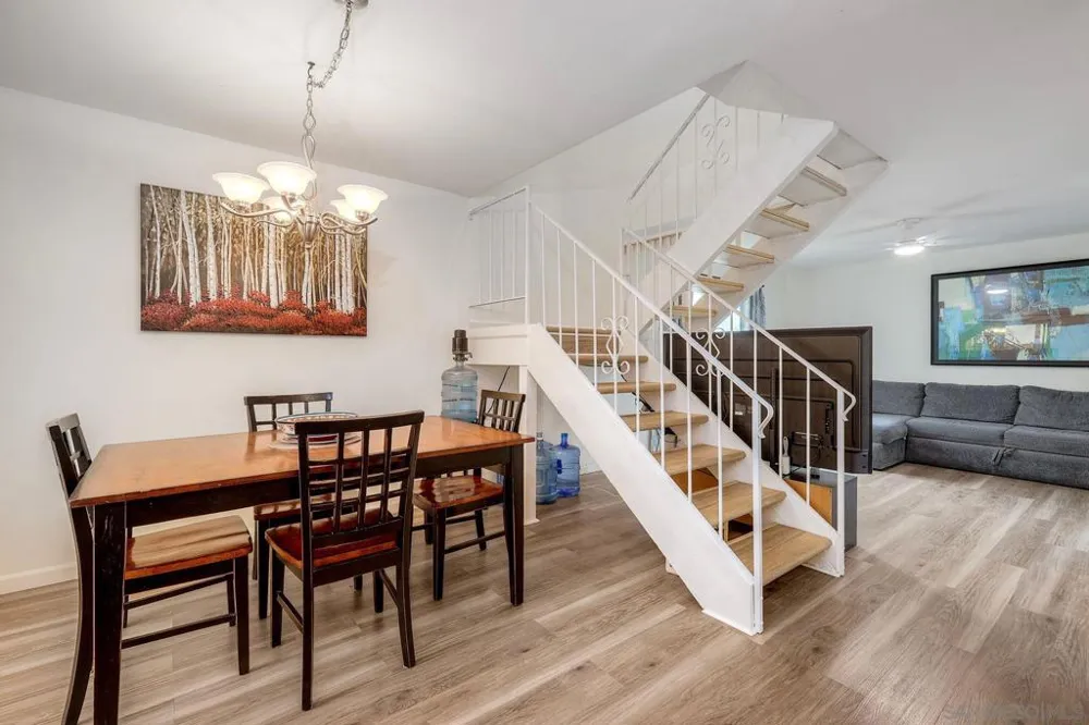 10029 Santana Ranch Lane Santee, CA 92071