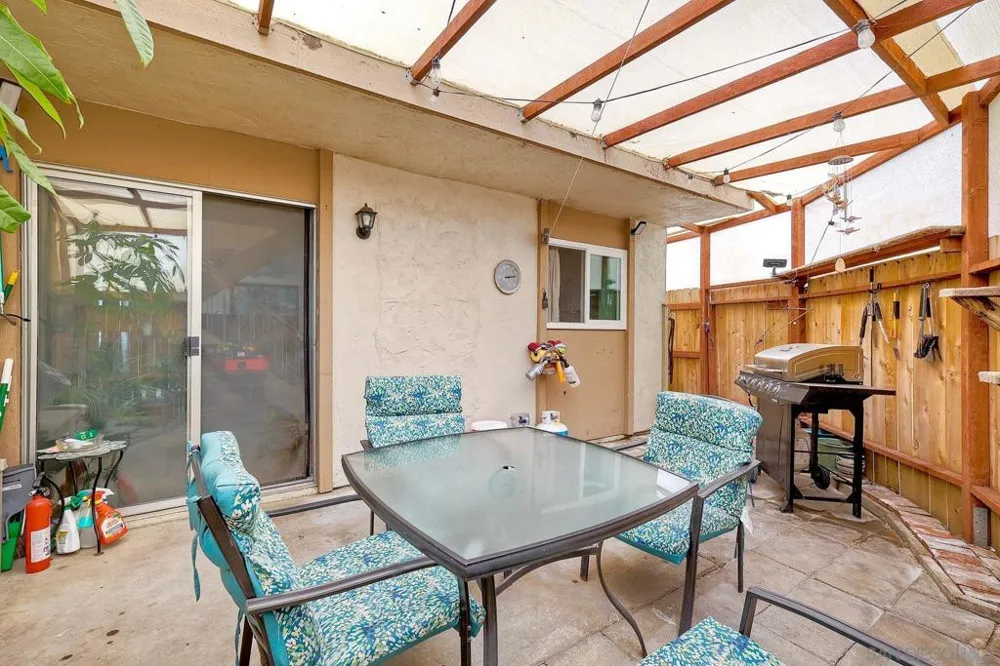 10029 Santana Ranch Lane Santee, CA 92071