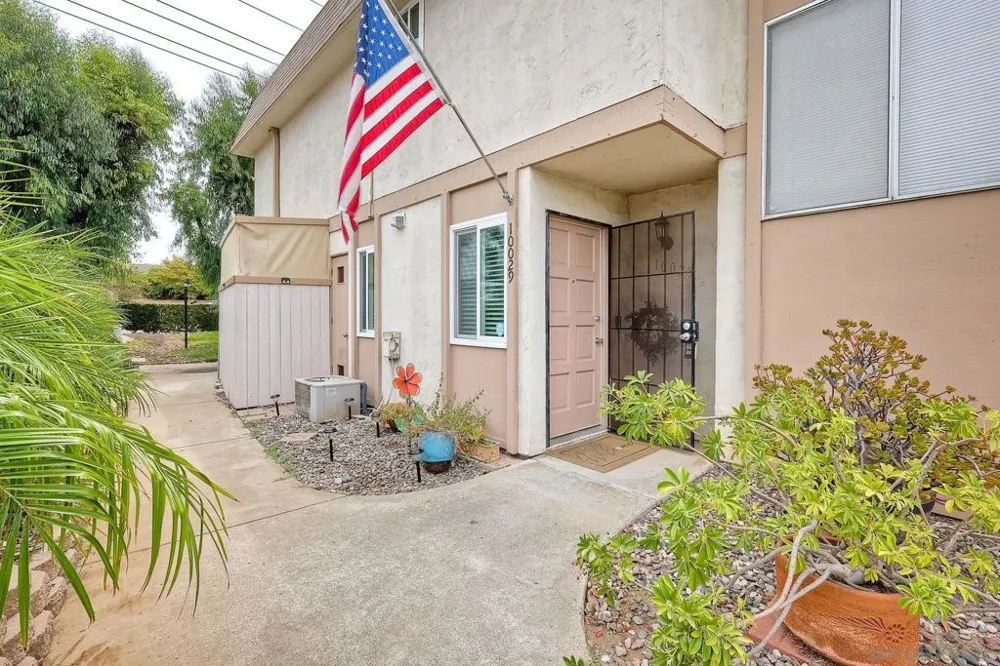 10029 Santana Ranch Lane Santee, CA 92071