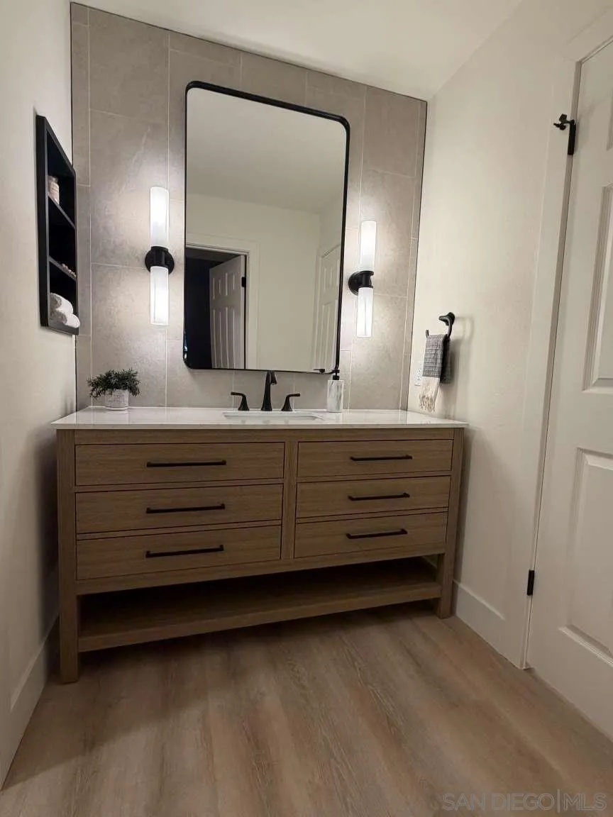 4463 Chase Dr #23 Huntington Beach, CA 92649