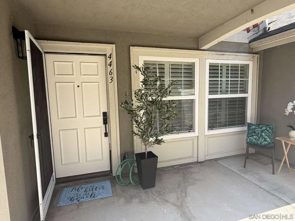 4463 Chase Dr #23 Huntington Beach, CA 92649