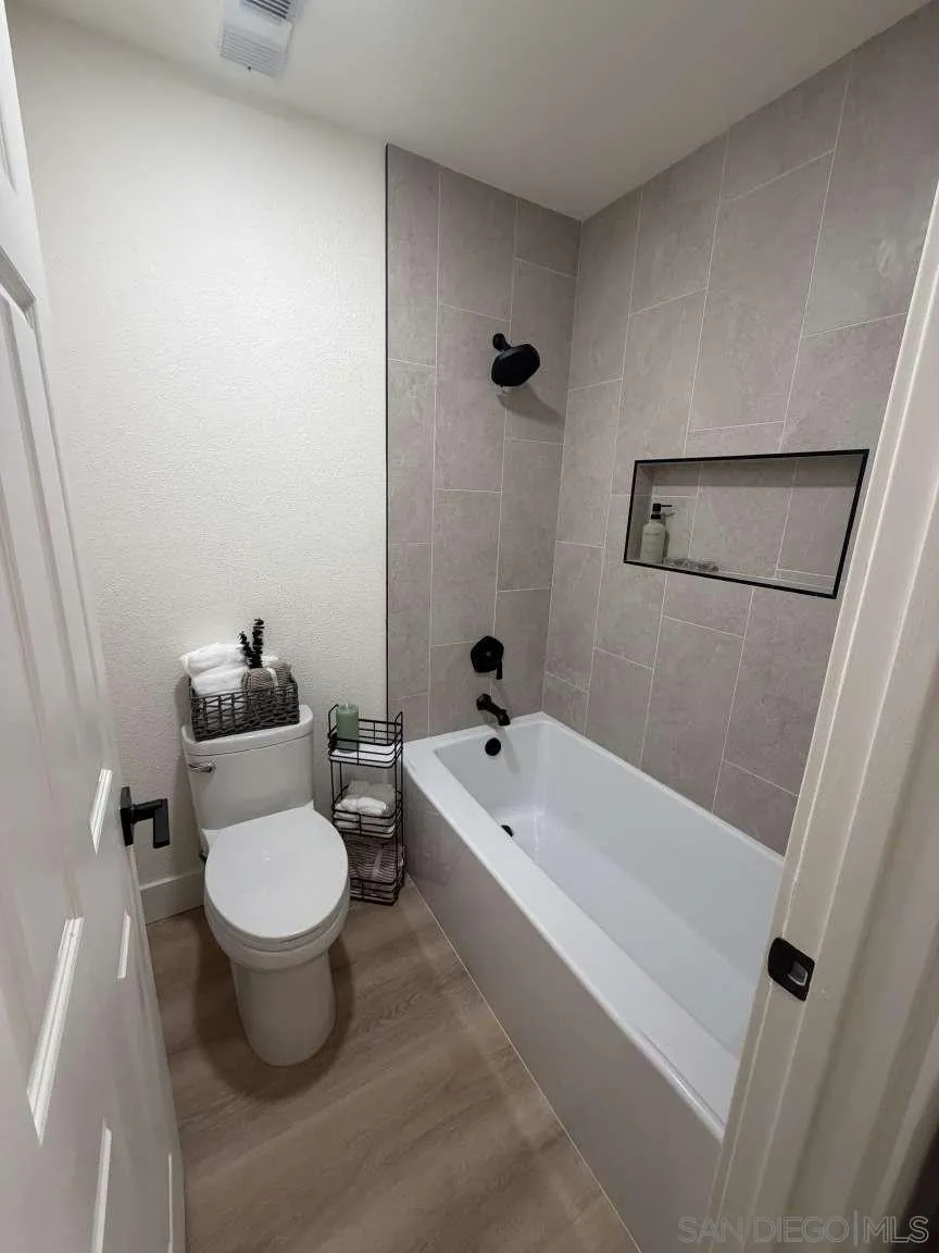 4463 Chase Dr #23 Huntington Beach, CA 92649