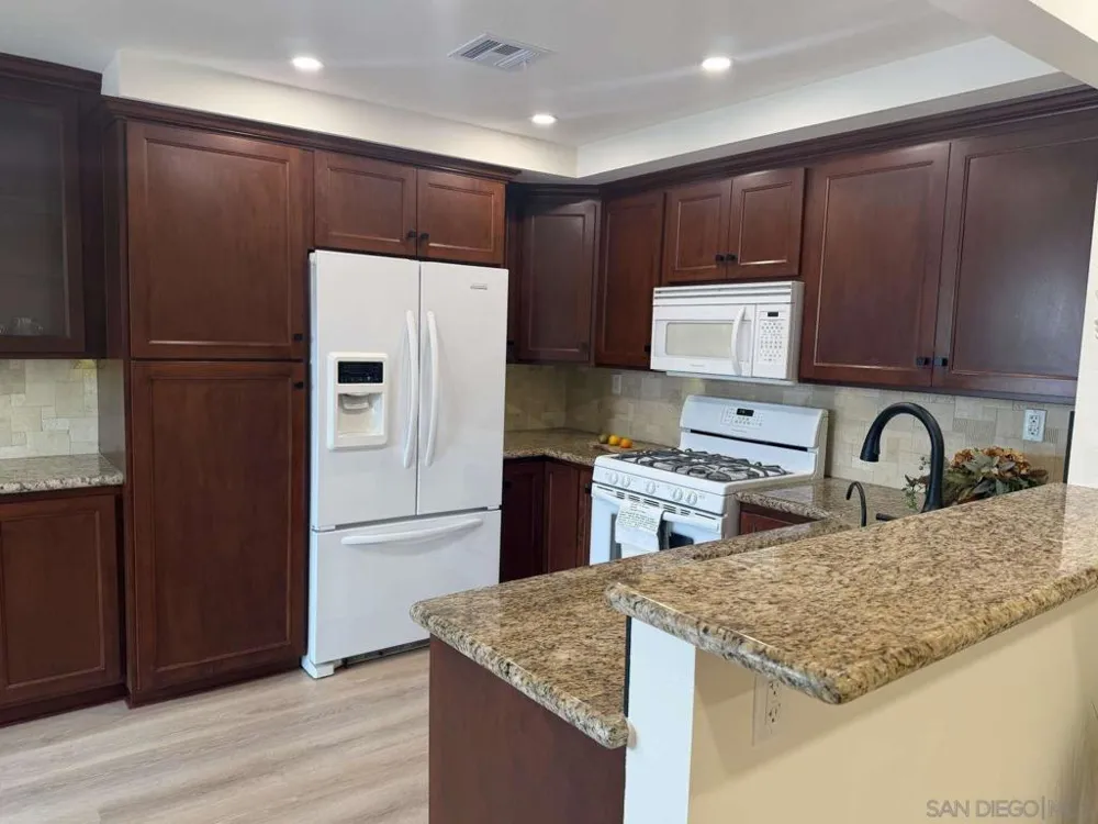 4463 Chase Dr #23 Huntington Beach, CA 92649