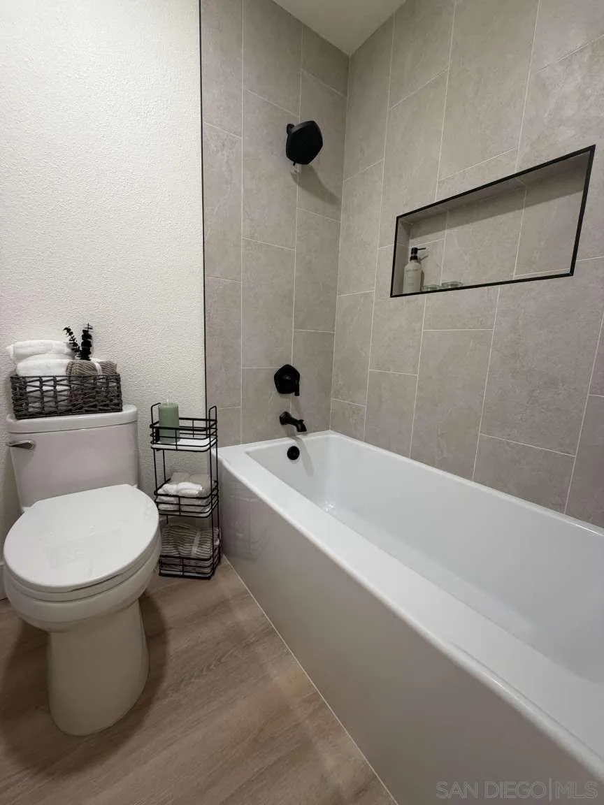 4463 Chase Dr #23 Huntington Beach, CA 92649