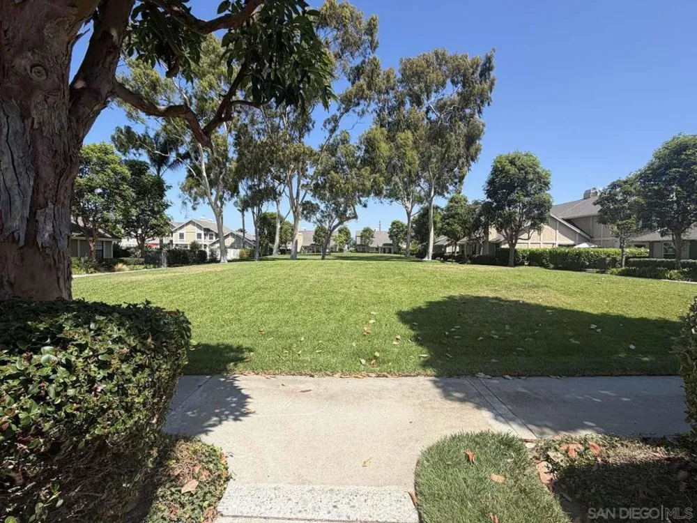 4463 Chase Dr #23 Huntington Beach, CA 92649