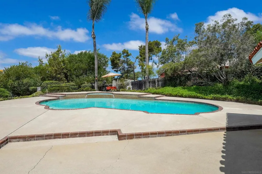 2720 Mason Way Vista, CA 92084