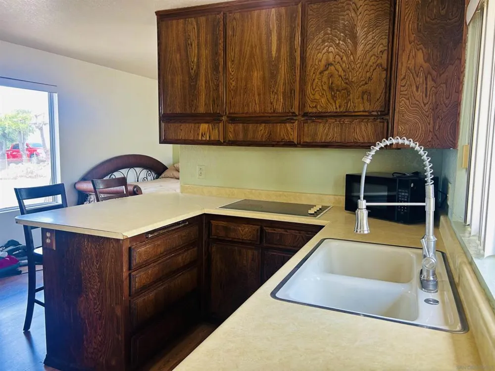 2720 Mason Way Vista, CA 92084