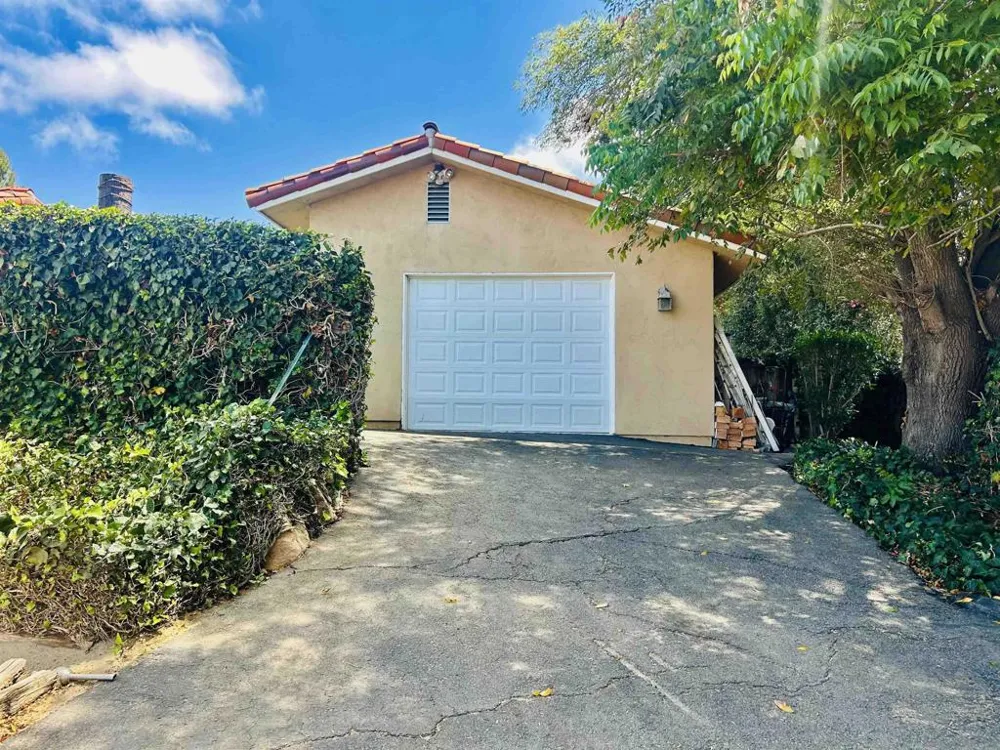 2720 Mason Way Vista, CA 92084