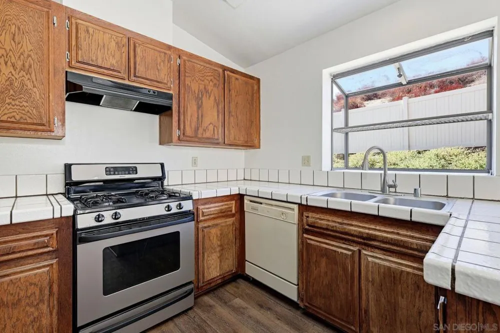13335 Sneezy Ct. El Cajon, CA 92021