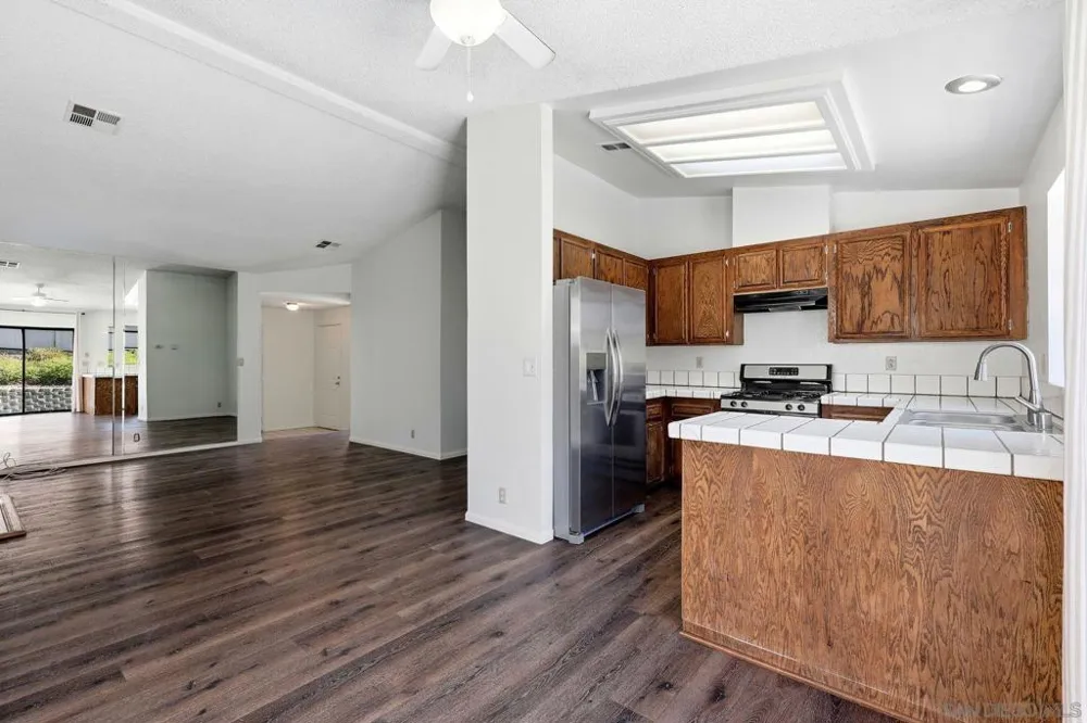 13335 Sneezy Ct. El Cajon, CA 92021