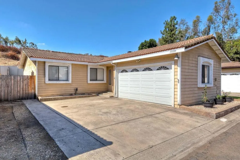 13335 Sneezy Ct. El Cajon, CA 92021