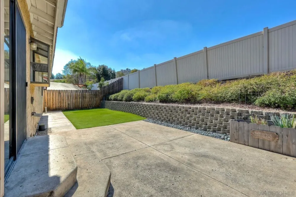 13335 Sneezy Ct. El Cajon, CA 92021