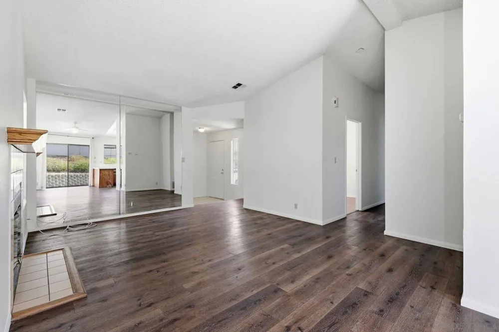 13335 Sneezy Ct. El Cajon, CA 92021