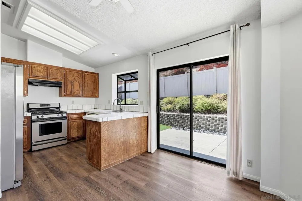 13335 Sneezy Ct. El Cajon, CA 92021