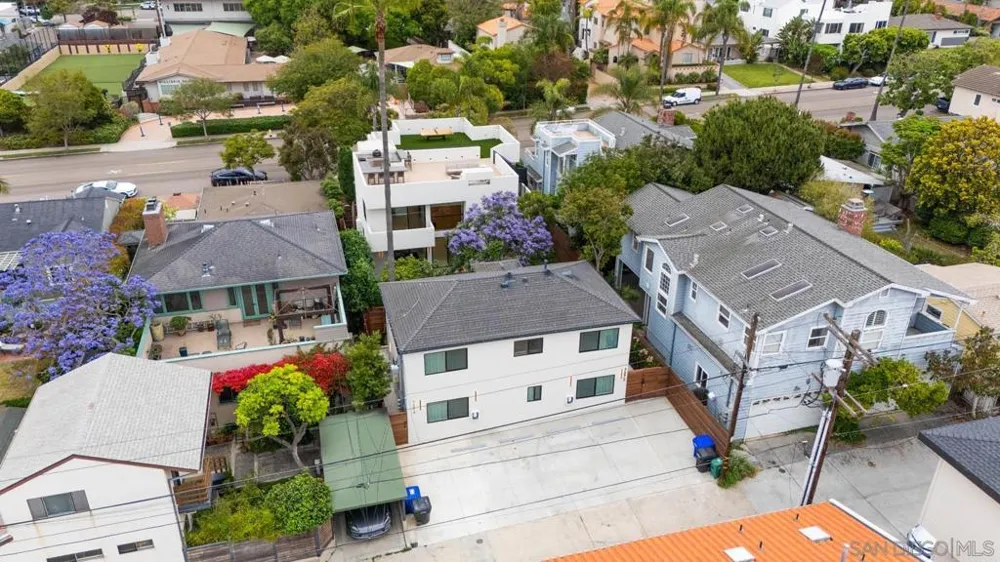7372 Fay Ave La Jolla, CA 92037