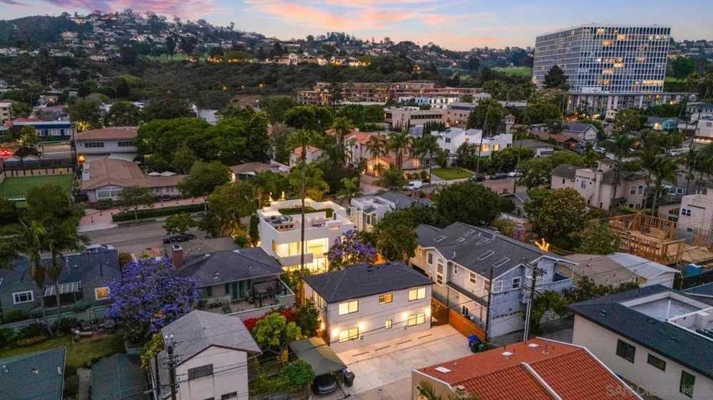 7372 Fay Ave La Jolla, CA 92037