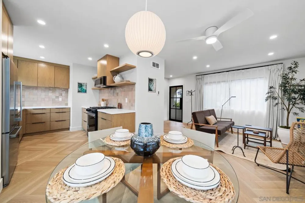 7372 Fay Ave La Jolla, CA 92037