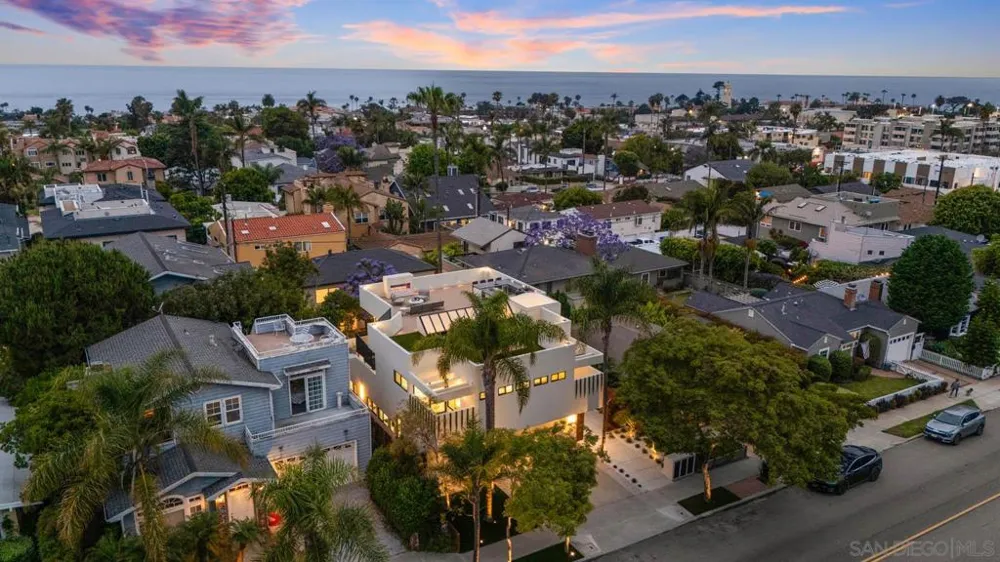 7372 Fay Ave La Jolla, CA 92037