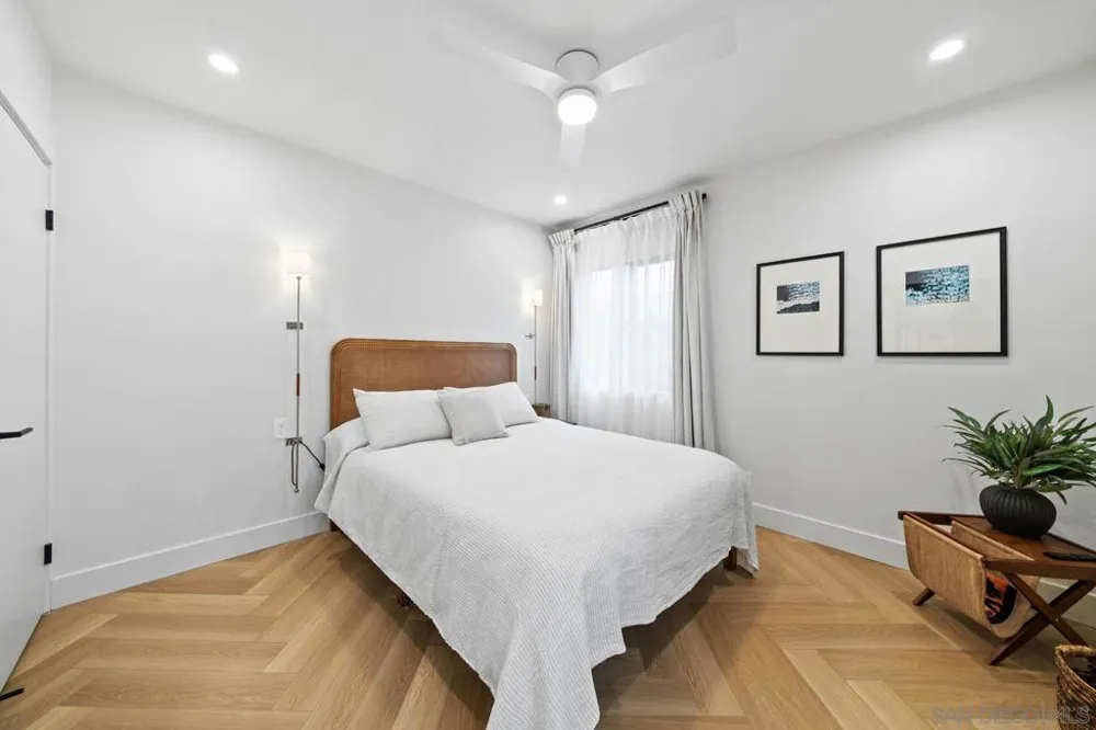 7372 Fay Ave La Jolla, CA 92037