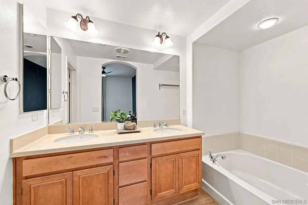 2648 Piantino Circle San Diego, CA 92108