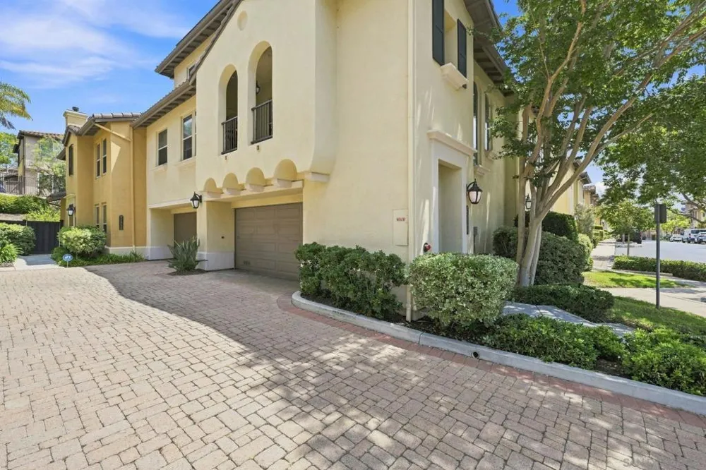2648 Piantino Circle San Diego, CA 92108