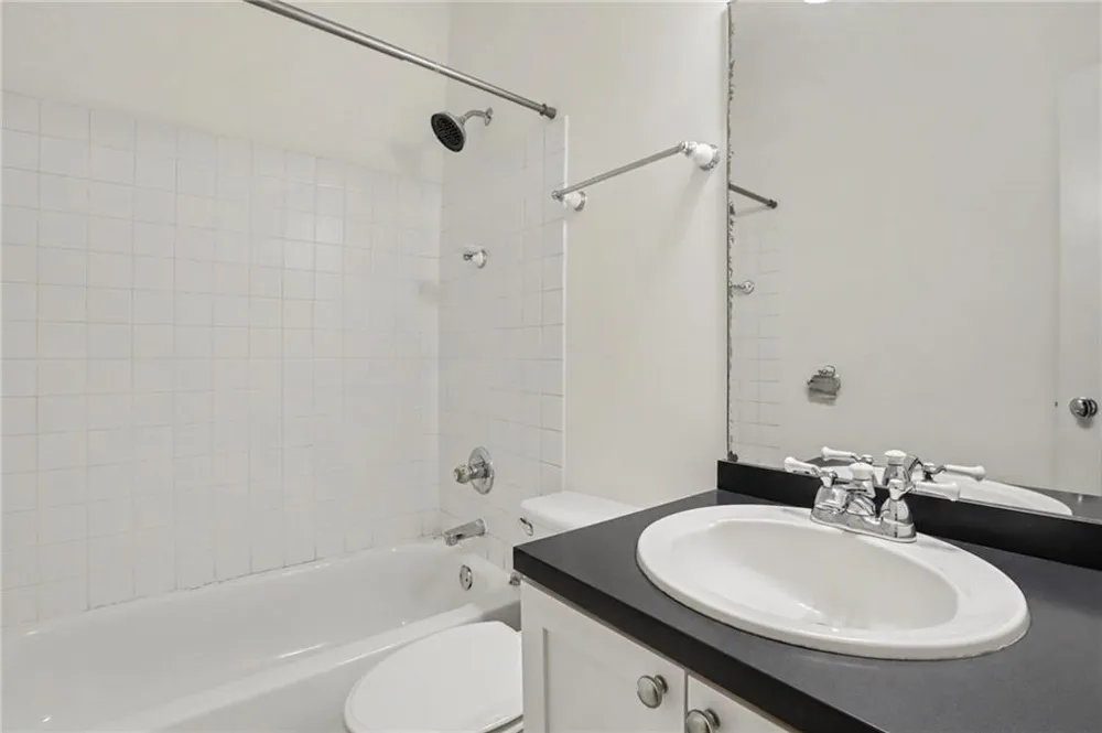 3675 Peachtree Road NE #34 Atlanta, GA 30319