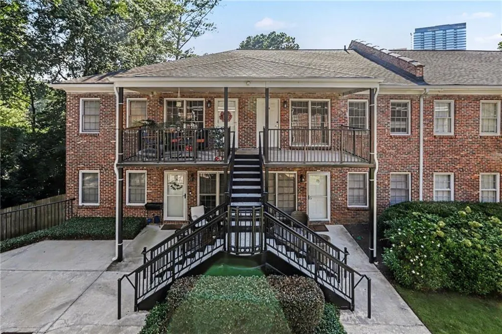 3675 Peachtree Road NE #34 Atlanta, GA 30319