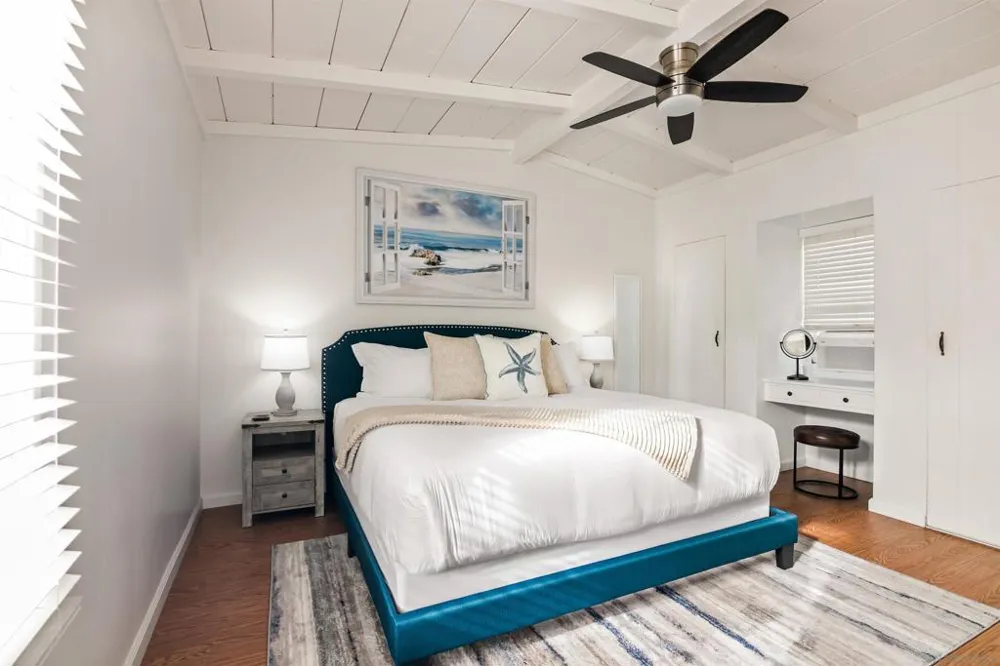 319 Nautilus Street La Jolla, CA 92037