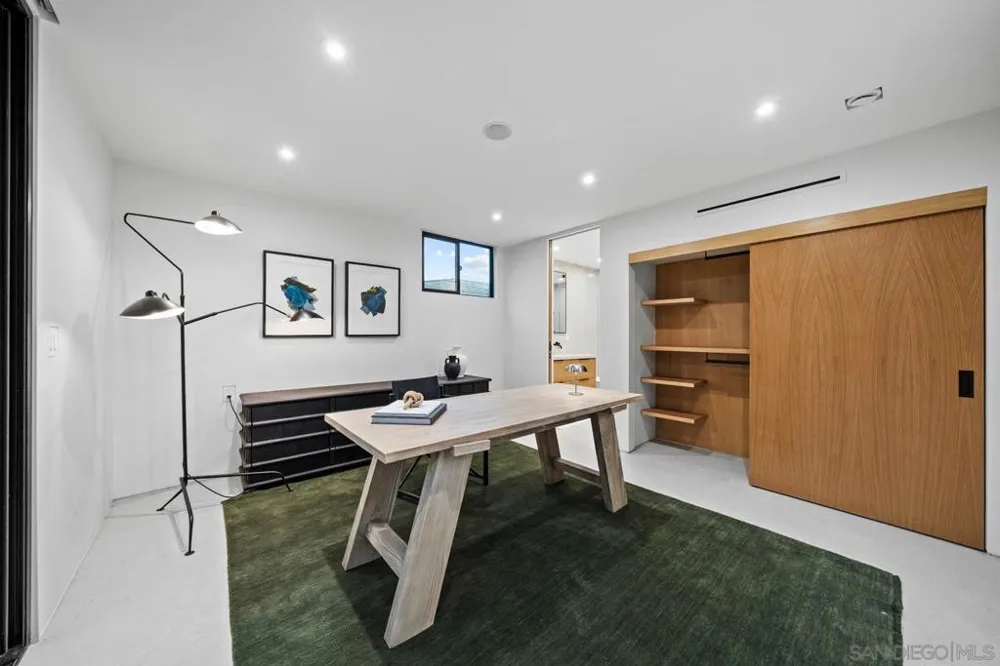 7376 Fay Ave La Jolla, CA 92037