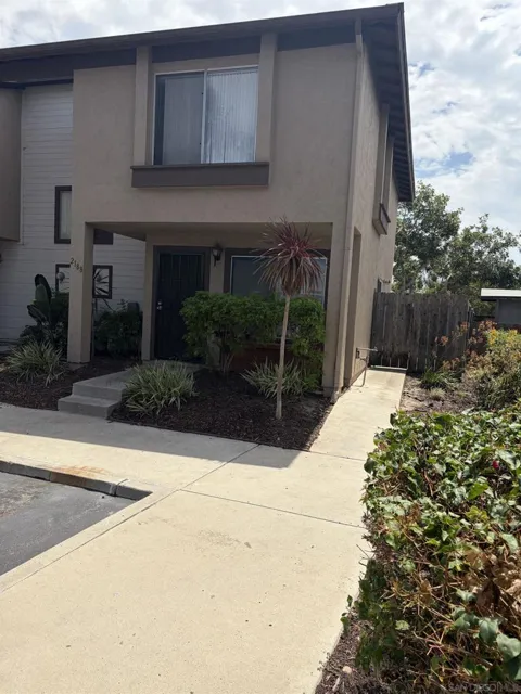 2188 Bluehaven CT