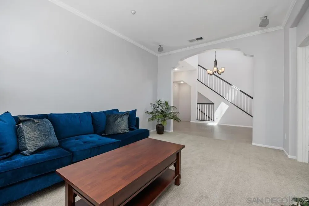3683 Jetty Point Carlsbad, CA 92010