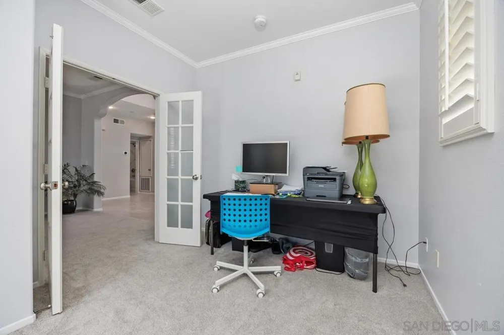 3683 Jetty Point Carlsbad, CA 92010