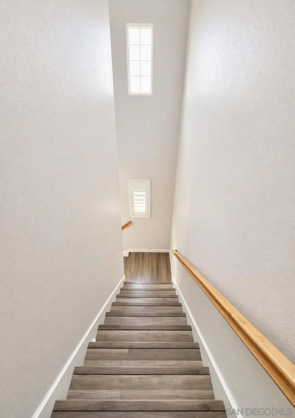 7370 La Mesita Place #9 La Mesa, CA 91942